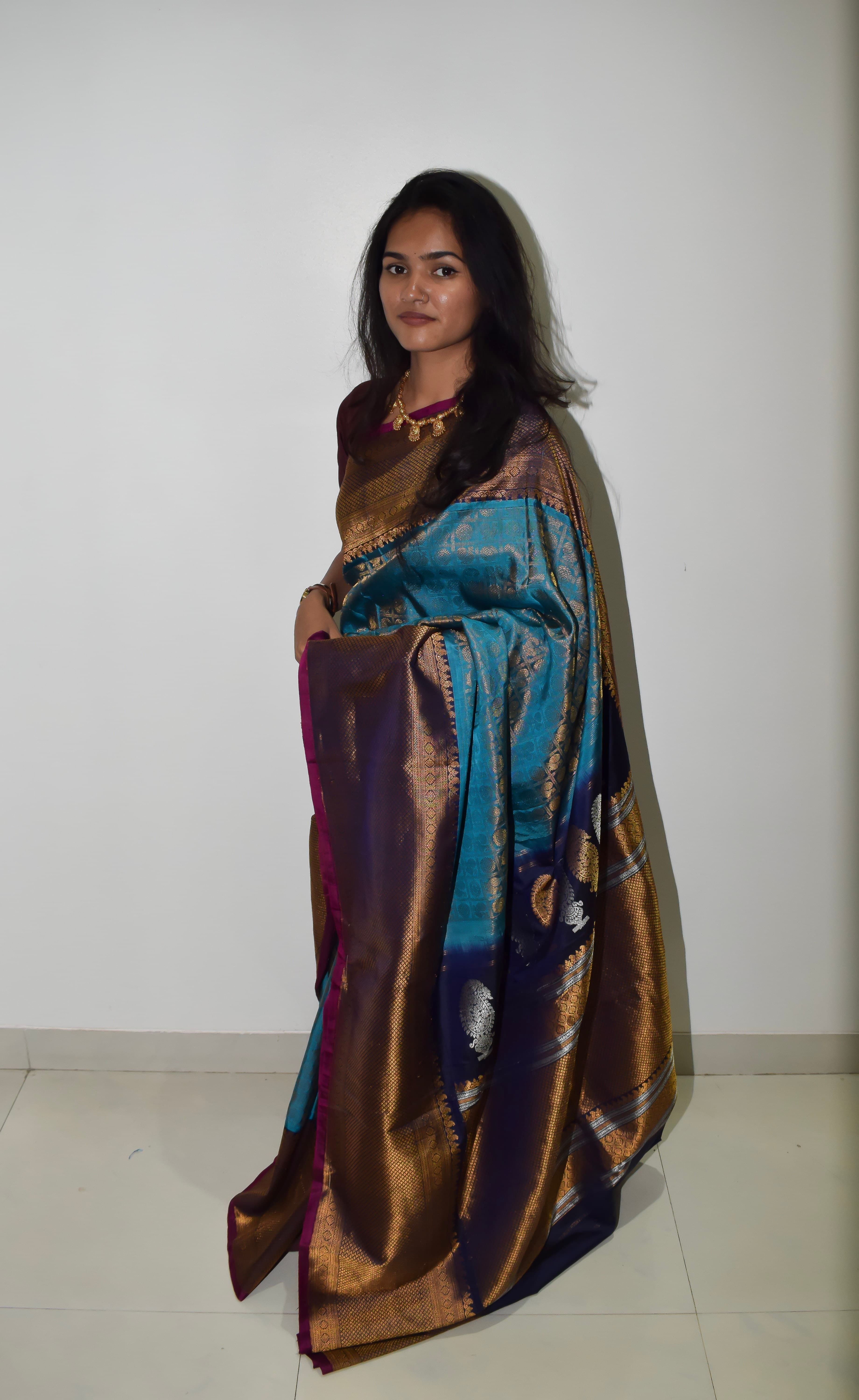 Bellissima Boutique Pune - Pure Gadwal Peacock Blue Saree thumbnail 2